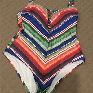 Women’s Plus Size One Piece Swim Suit